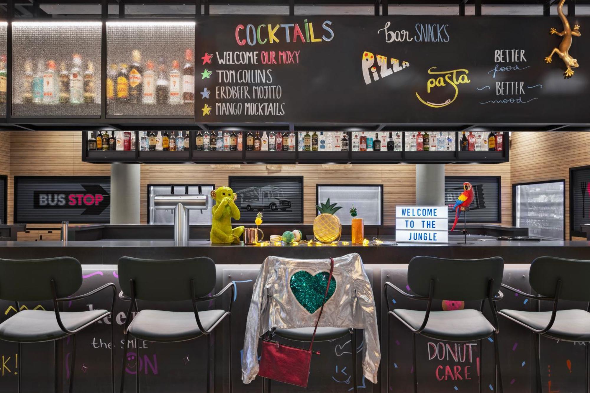 Moxy Vienna City East المظهر الخارجي الصورة